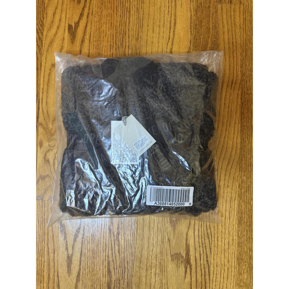 NEW Barefoot Dreams Dark Cozychic Beanie and Scarf Gift Set in Bow